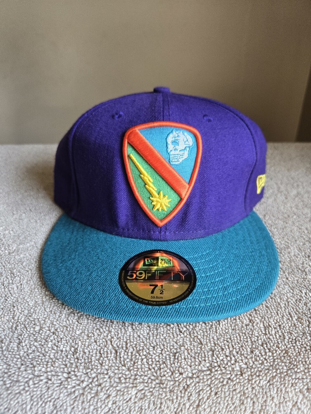 ** MISHKA MNWKA x NEW ERA PSYCHO SIMON SHIELD FITTED HAT * SZ. 7.5 **